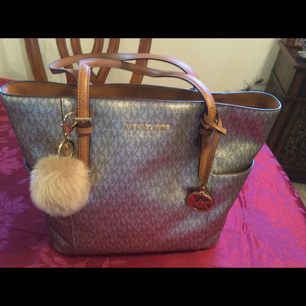 Large purse